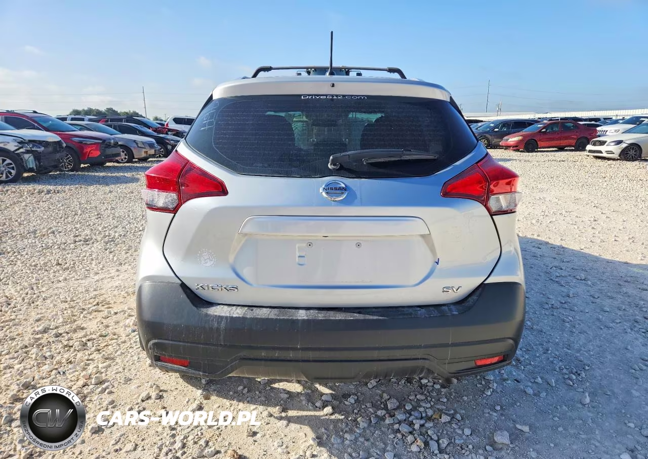 2019 Nissan Kicks Sv VIN:3N1CP5CU2KL497677 - 6