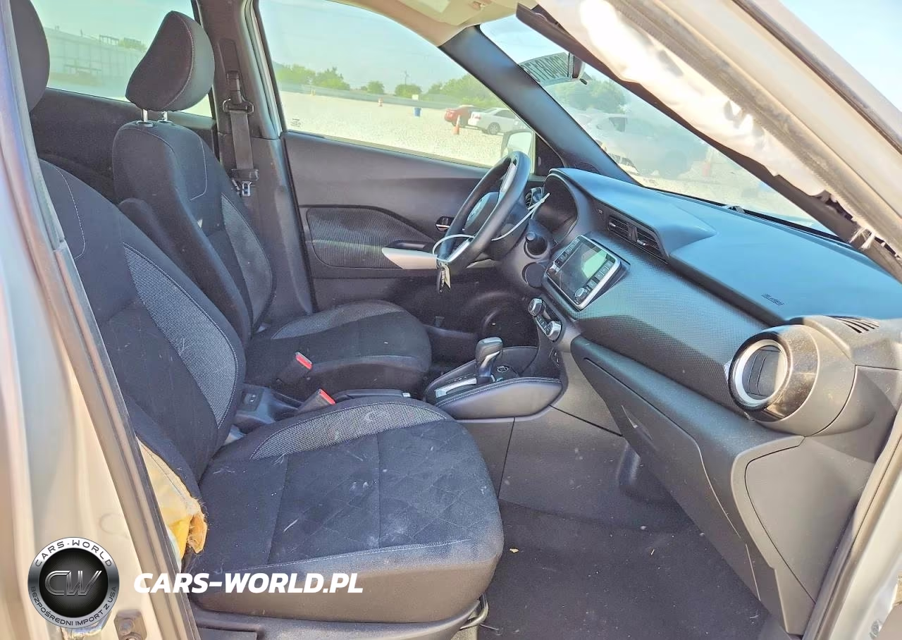 2019 Nissan Kicks Sv VIN:3N1CP5CU2KL497677 - 7