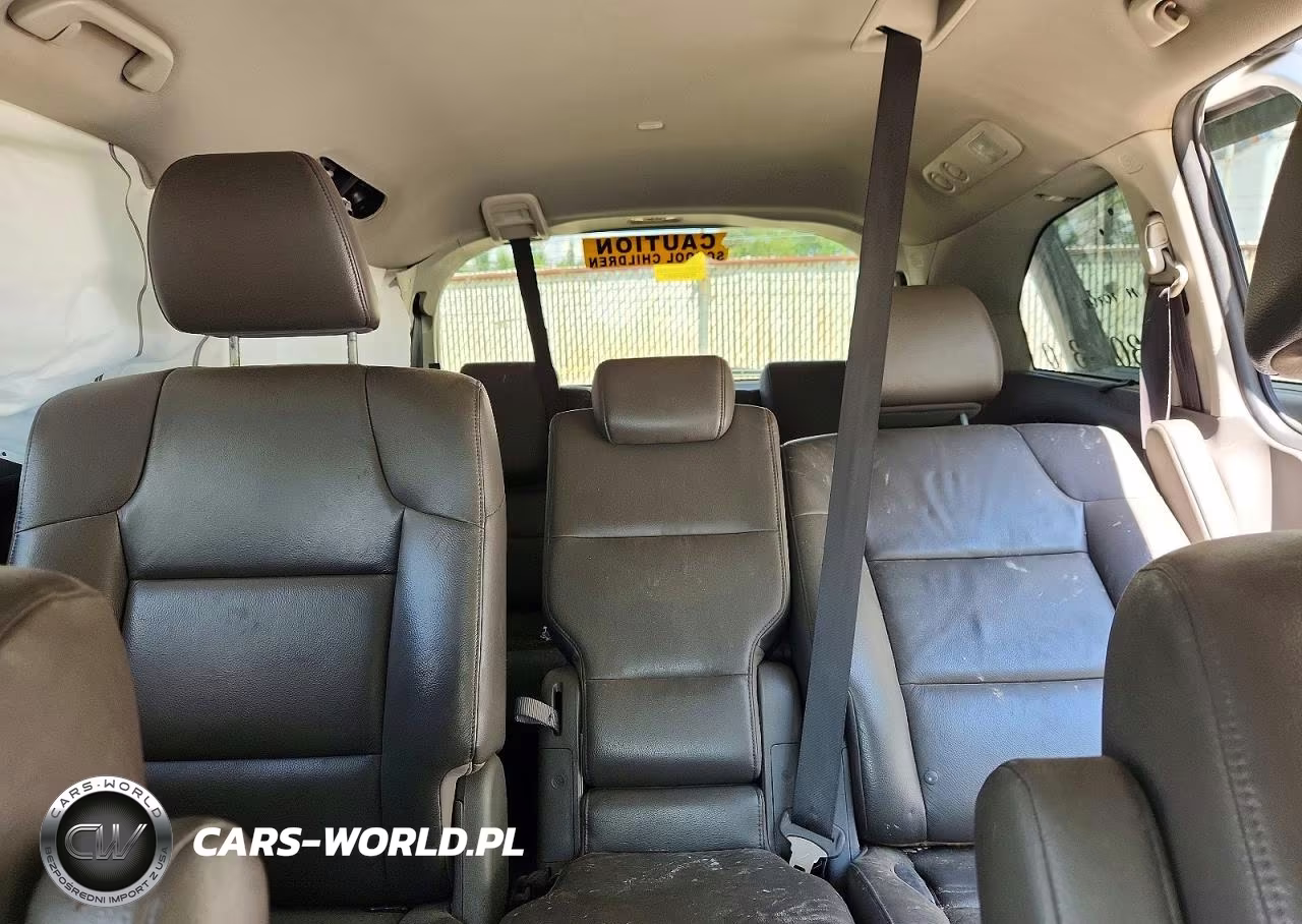 2011 Honda Odyssey Touring VIN:5FNRL5H94BB014759 - 10