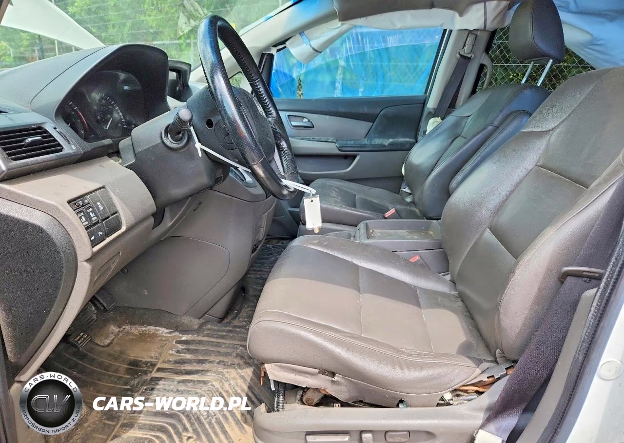 2011 Honda Odyssey Touring VIN:5FNRL5H94BB014759 - 7