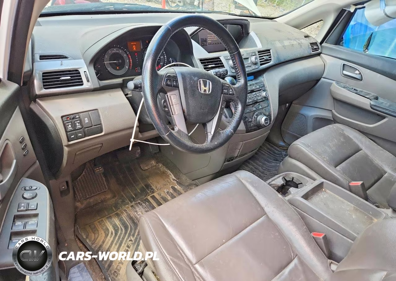 2011 Honda Odyssey Touring VIN:5FNRL5H94BB014759 - 8