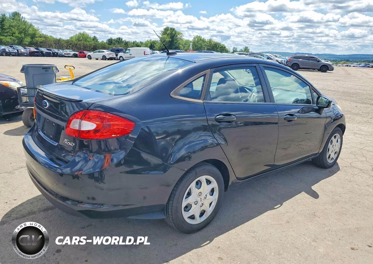 2013 Ford Fiesta Se VIN:3FADP4BJ8DM183070 - 3