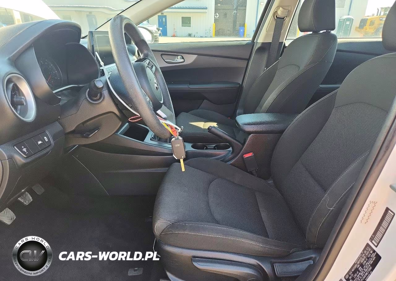 2021 Kia Forte Fe VIN:3KPF24ADXME275840 - 7