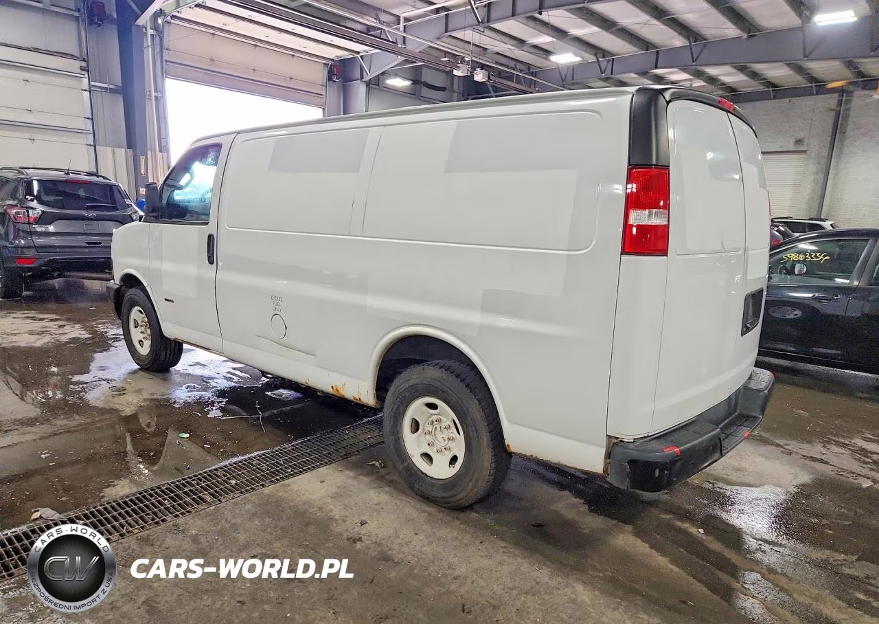 2019 Chevrolet Express G2500 VIN:1GCWGAF18K1217255 - 2