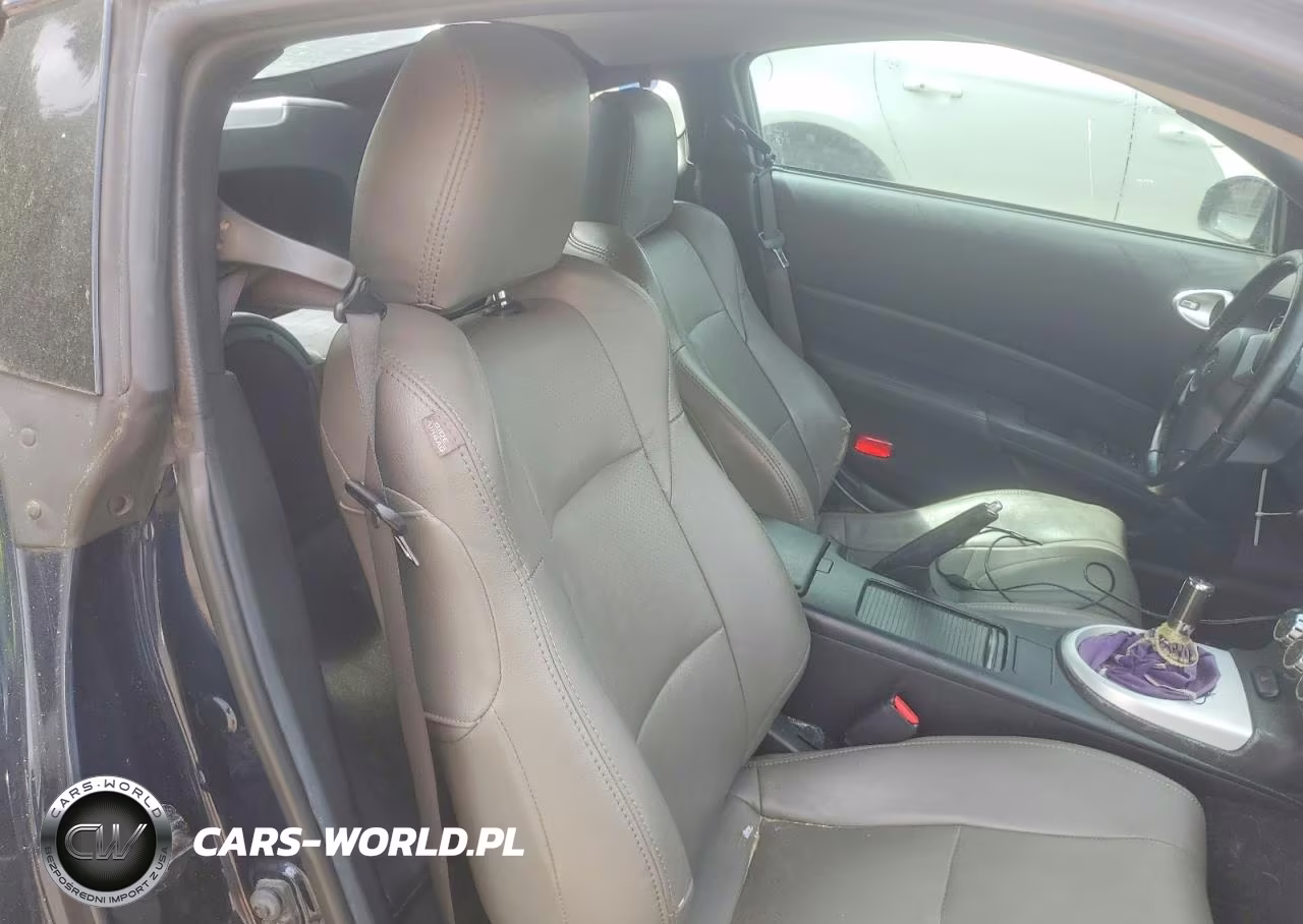 2007 Nissan 350Z Coupe VIN:JN1BZ34D17M503720 - 10