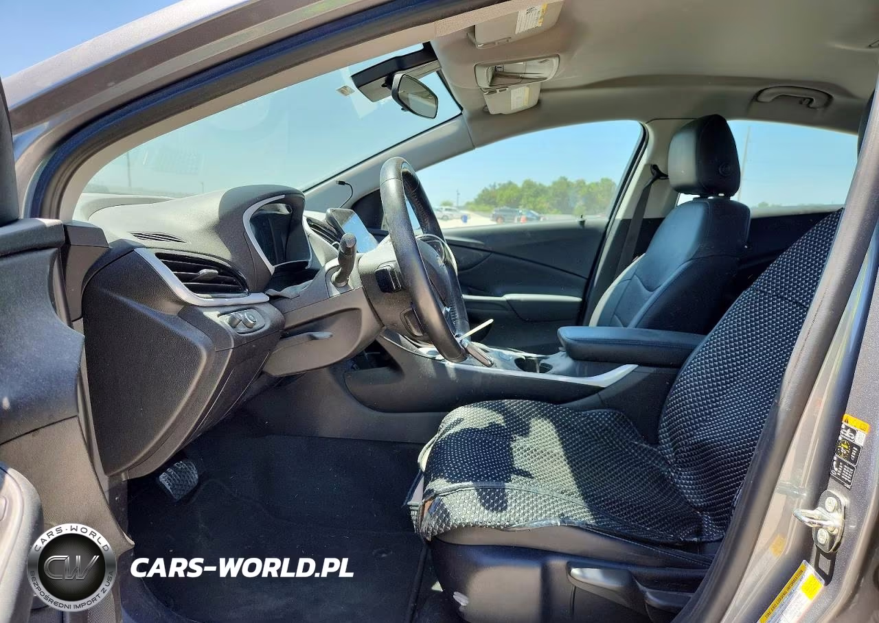 2018 Chevrolet Volt Lt VIN:1G1RA6S59JU117093 - 7