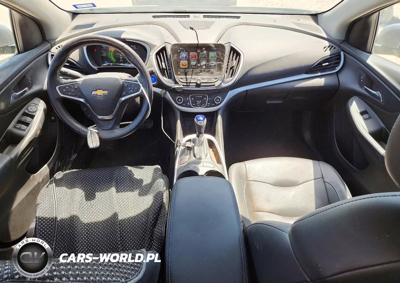 2018 Chevrolet Volt Lt VIN:1G1RA6S59JU117093 - 8