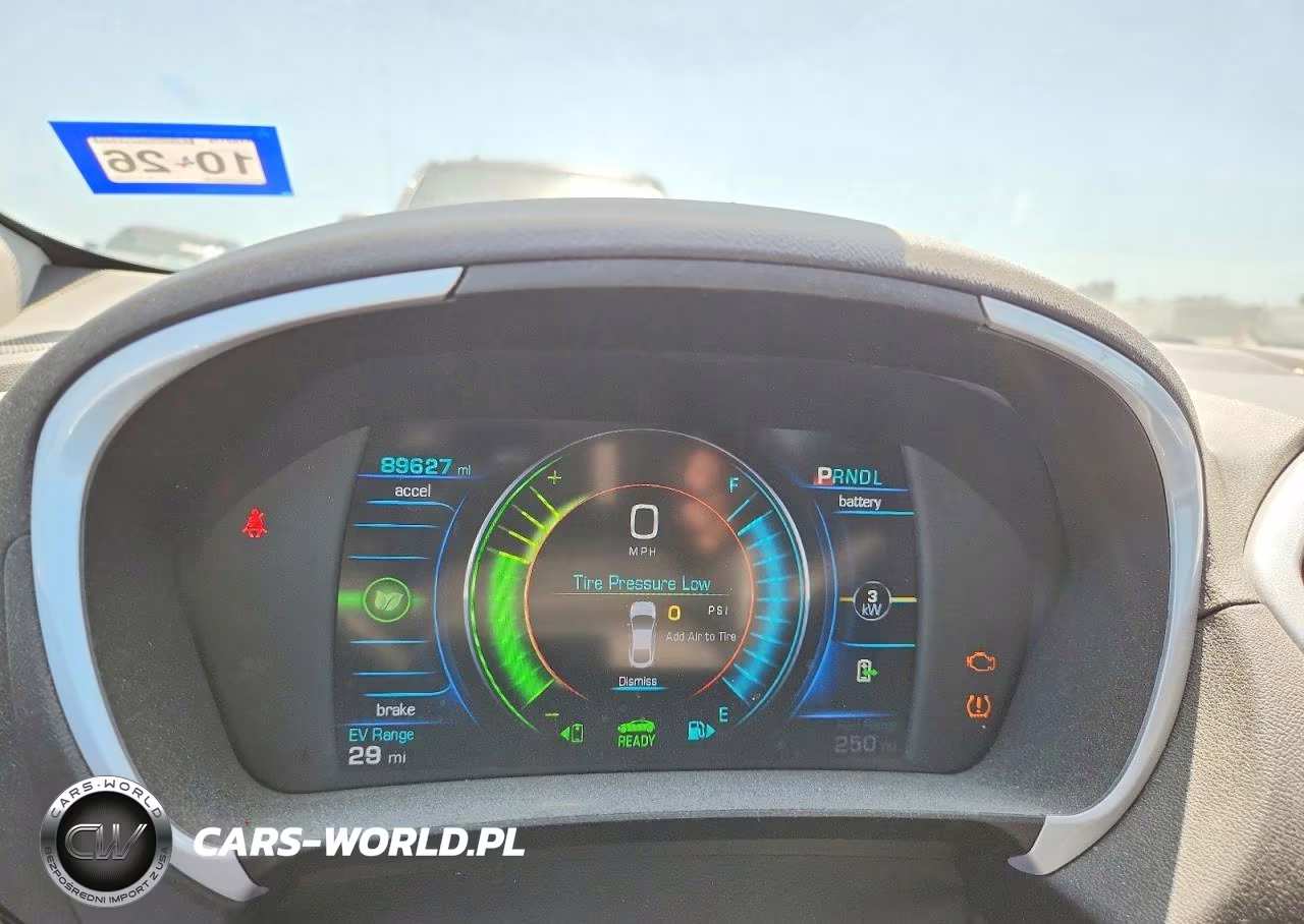 2018 Chevrolet Volt Lt VIN:1G1RA6S59JU117093 - 9