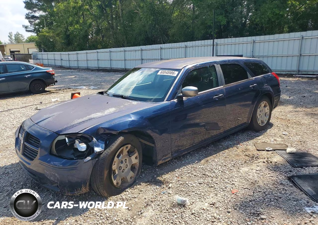 2005 Dodge Magnum Se