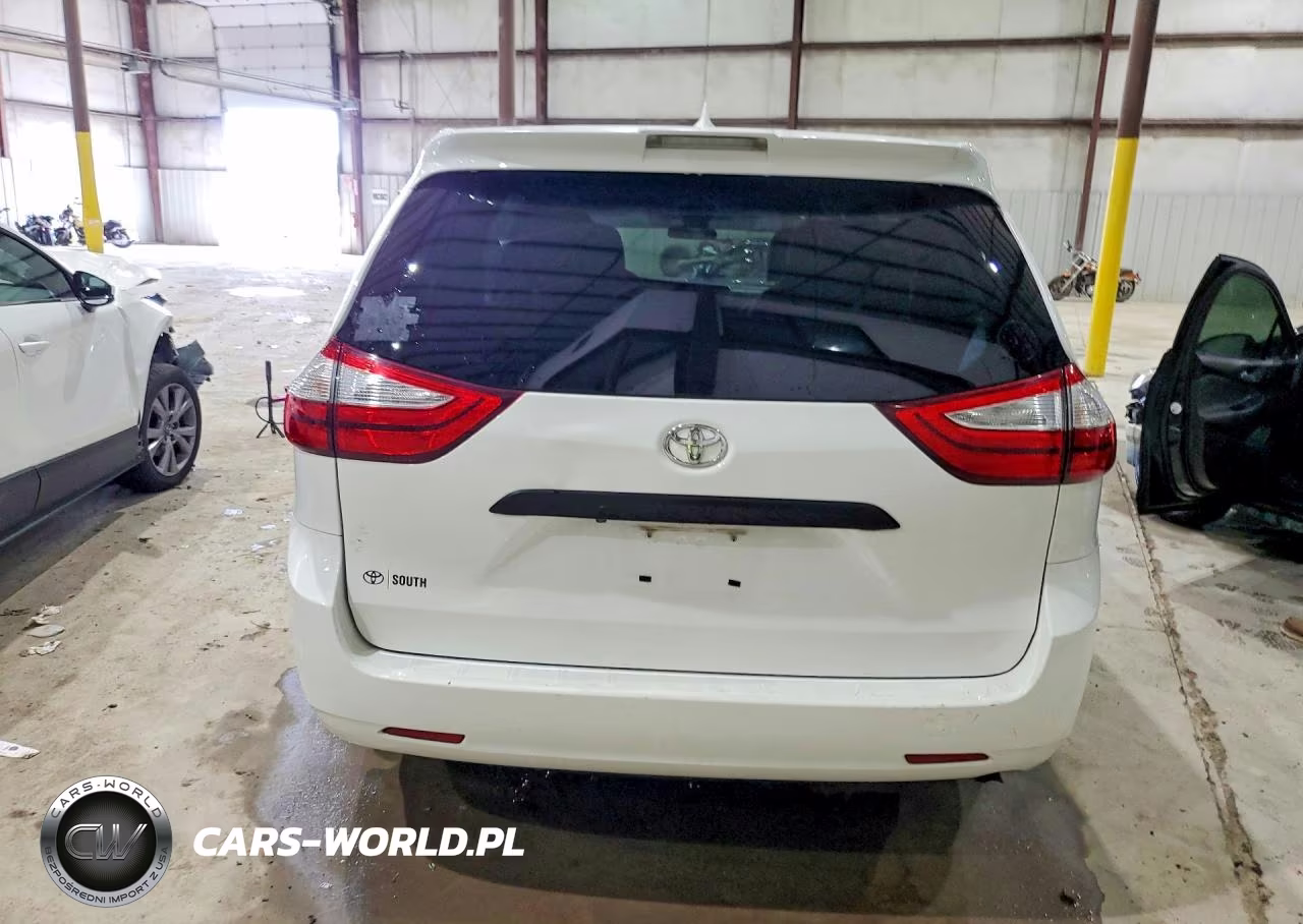 2019 Toyota Sienna L 7-Passenger VIN:5TDZZ3DC4KS988547 - 6