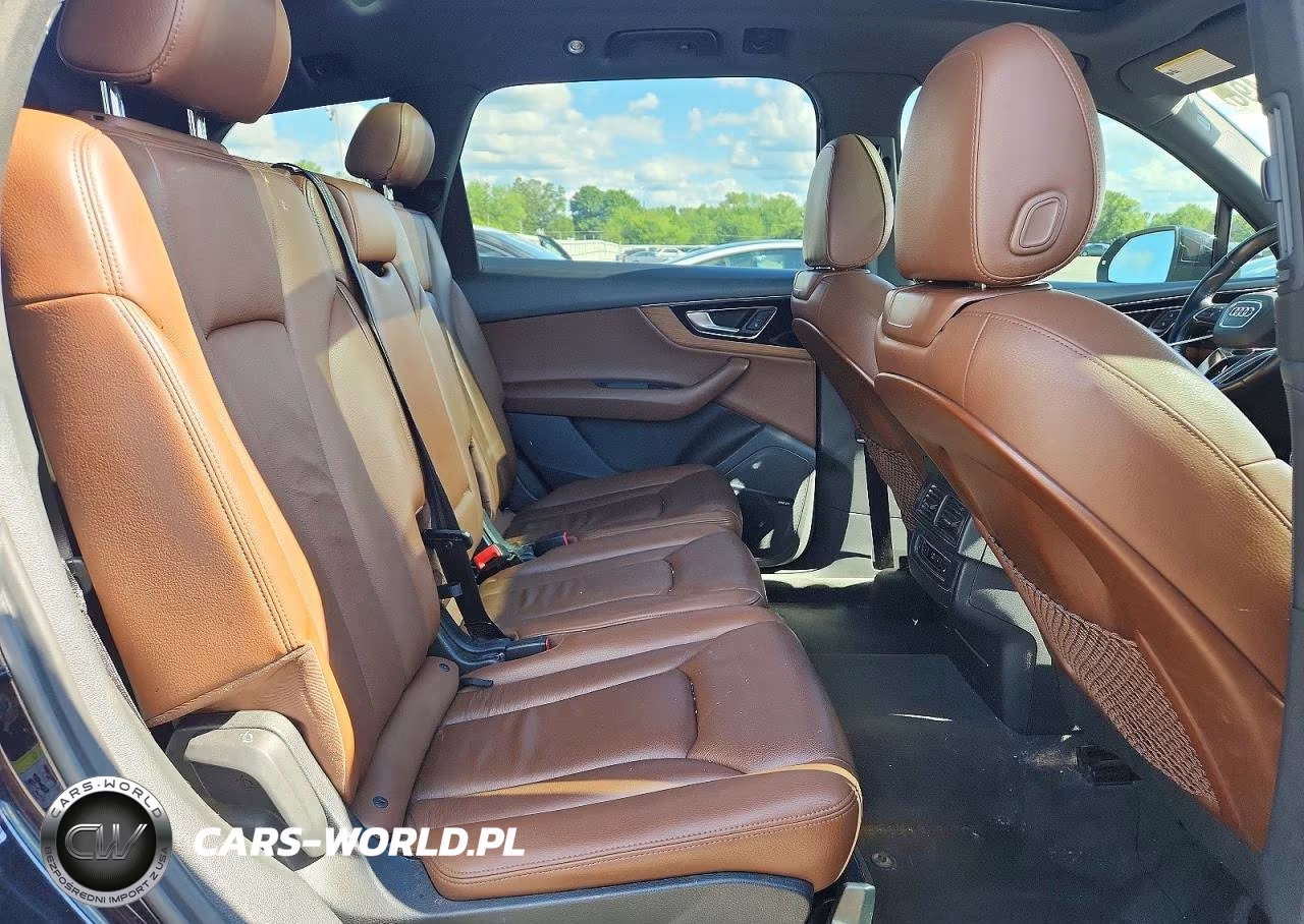 2017 Audi Q7 Premium Plus VIN:WA1LHAF79HD043153 - 11