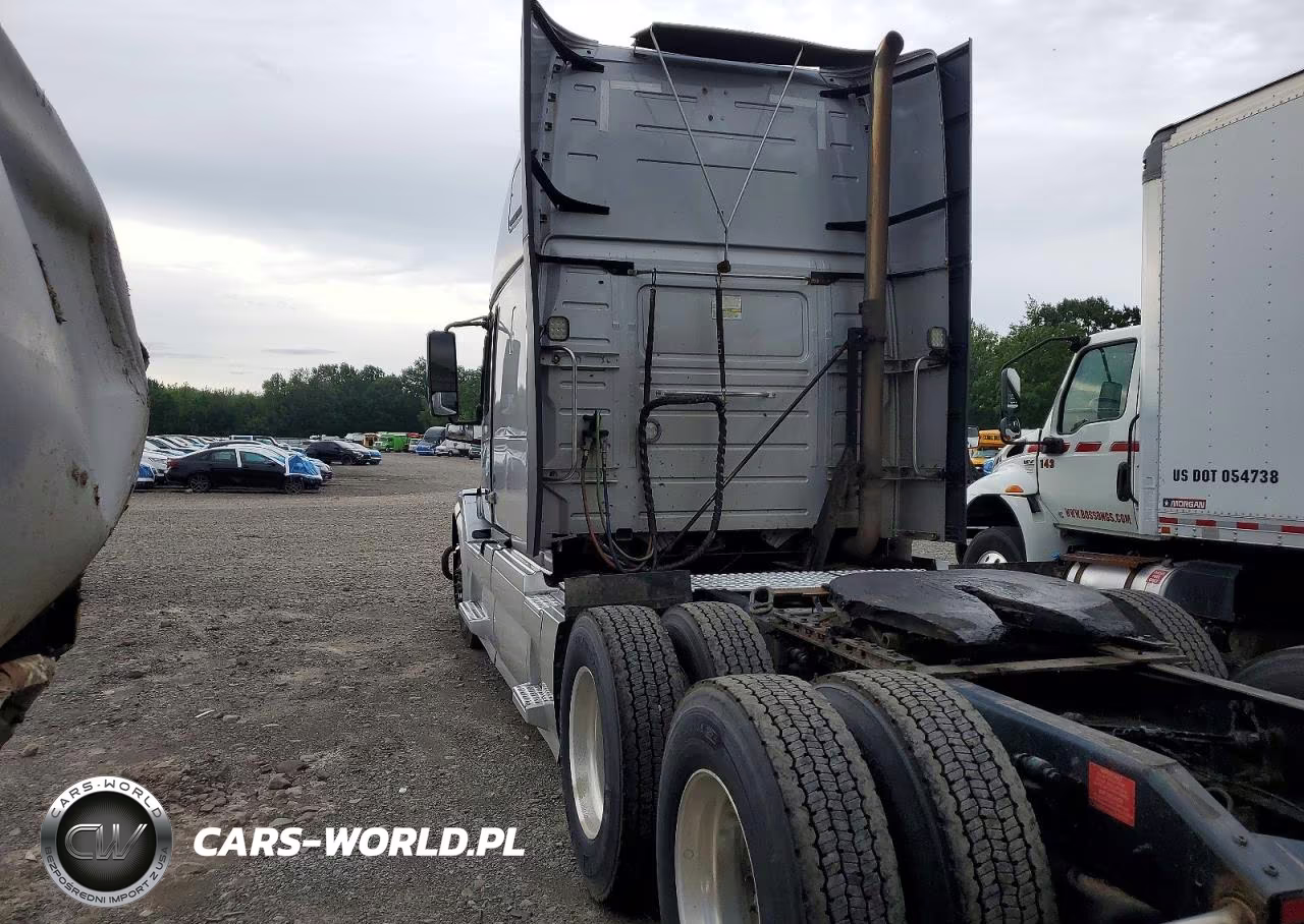 2018 Volvo Vn Vnl VIN:4V4NC9EH7JN887878 - 3