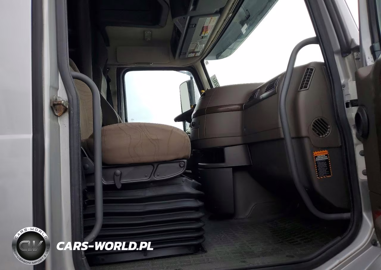 2018 Volvo Vn Vnl VIN:4V4NC9EH7JN887878 - 5