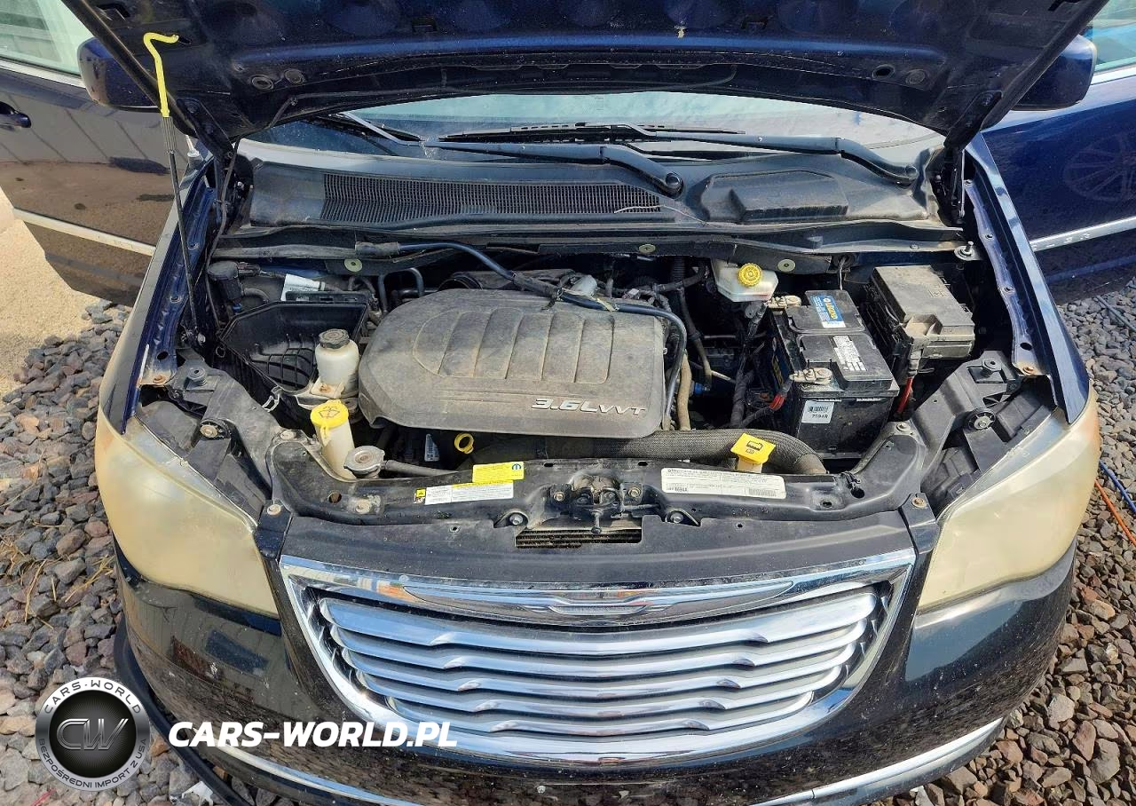 2013 Chrysler Town & Country Touring VIN:2C4RC1BG2DR713279 - 12