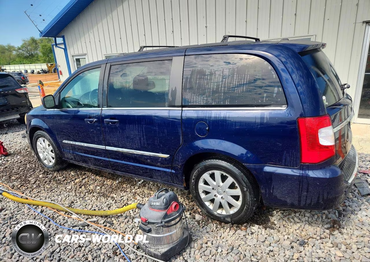 2013 Chrysler Town & Country Touring VIN:2C4RC1BG2DR713279 - 2