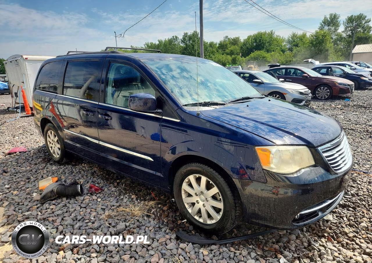 2013 Chrysler Town & Country Touring VIN:2C4RC1BG2DR713279 - 4