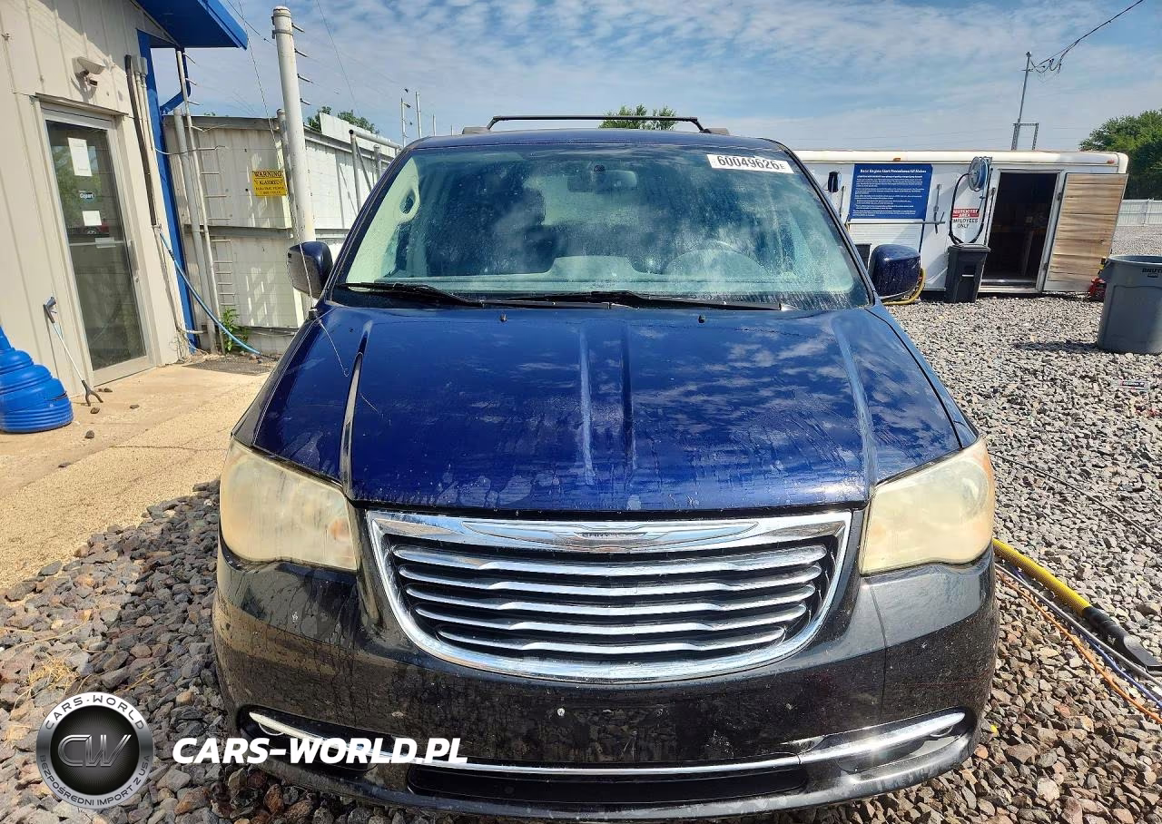 2013 Chrysler Town & Country Touring VIN:2C4RC1BG2DR713279 - 5
