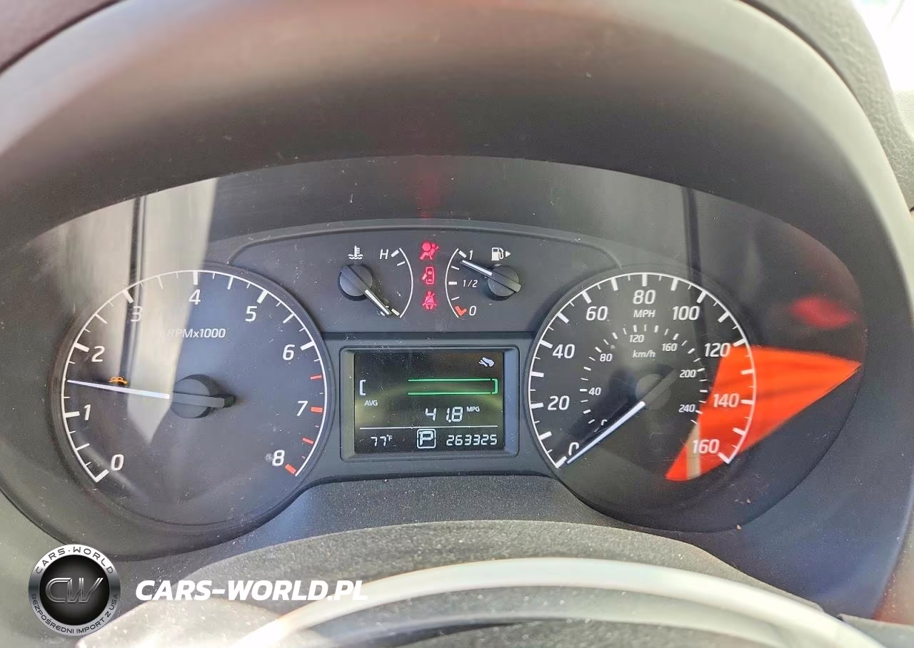 2015 Nissan Sentra S VIN:3N1AB7AP4FY316599 - 9