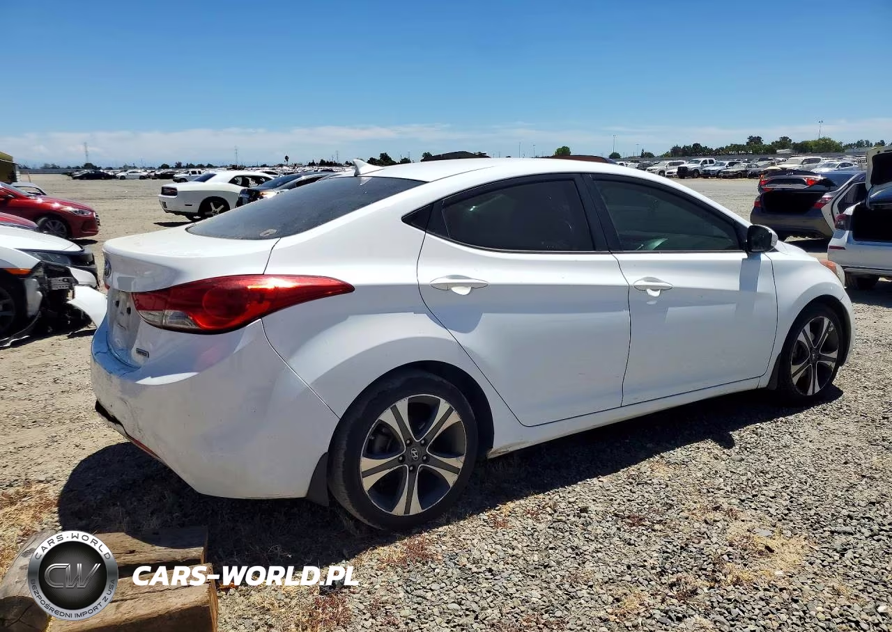2012 Hyundai Elantra Limited VIN:5NPDH4AE7CH131980 - 3