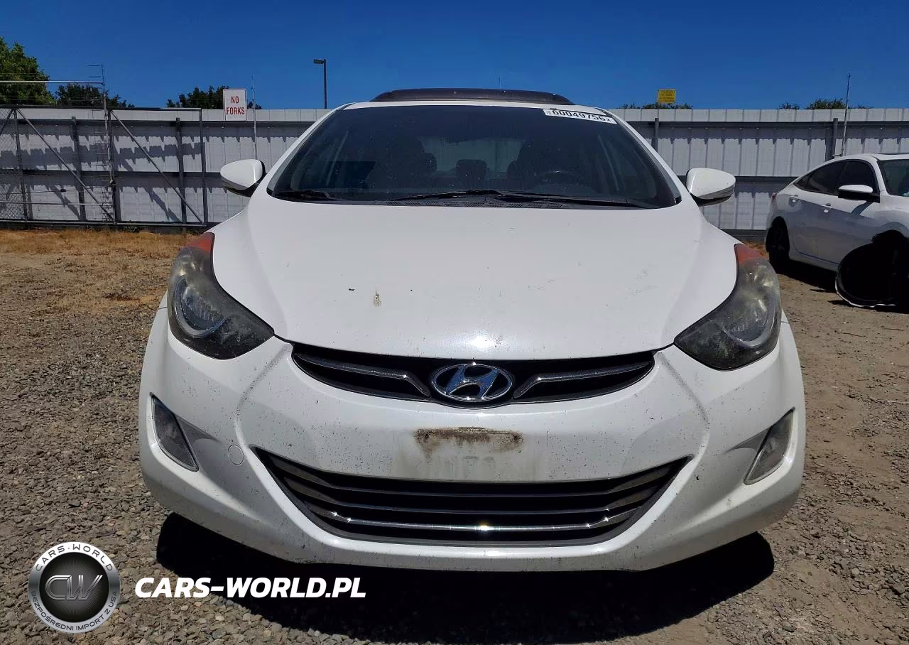 2012 Hyundai Elantra Limited VIN:5NPDH4AE7CH131980 - 5
