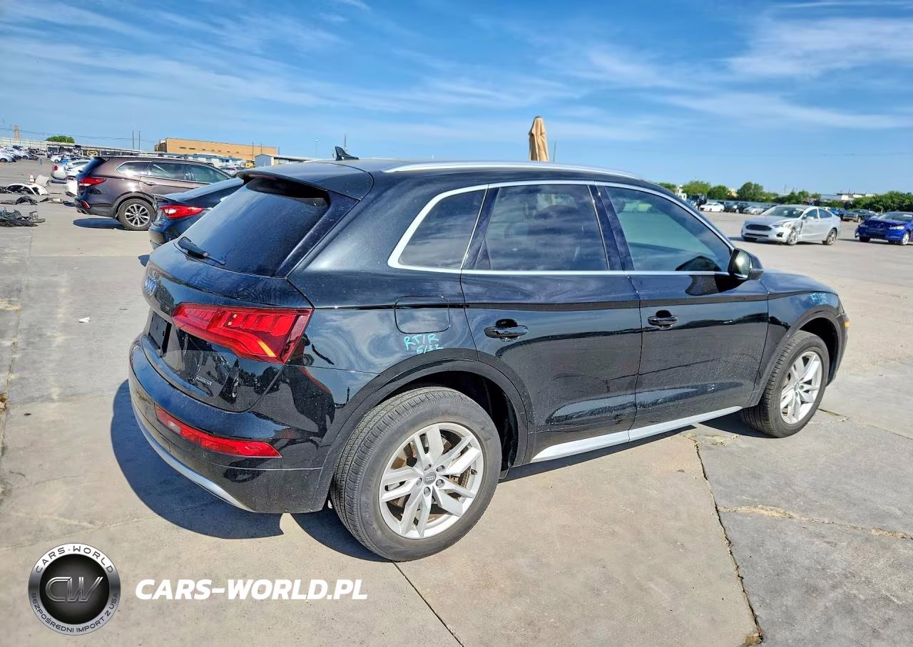 2020 Audi Q5 Premium-Titanium Premium VIN:WA1ANAFY7L2009743 - 3
