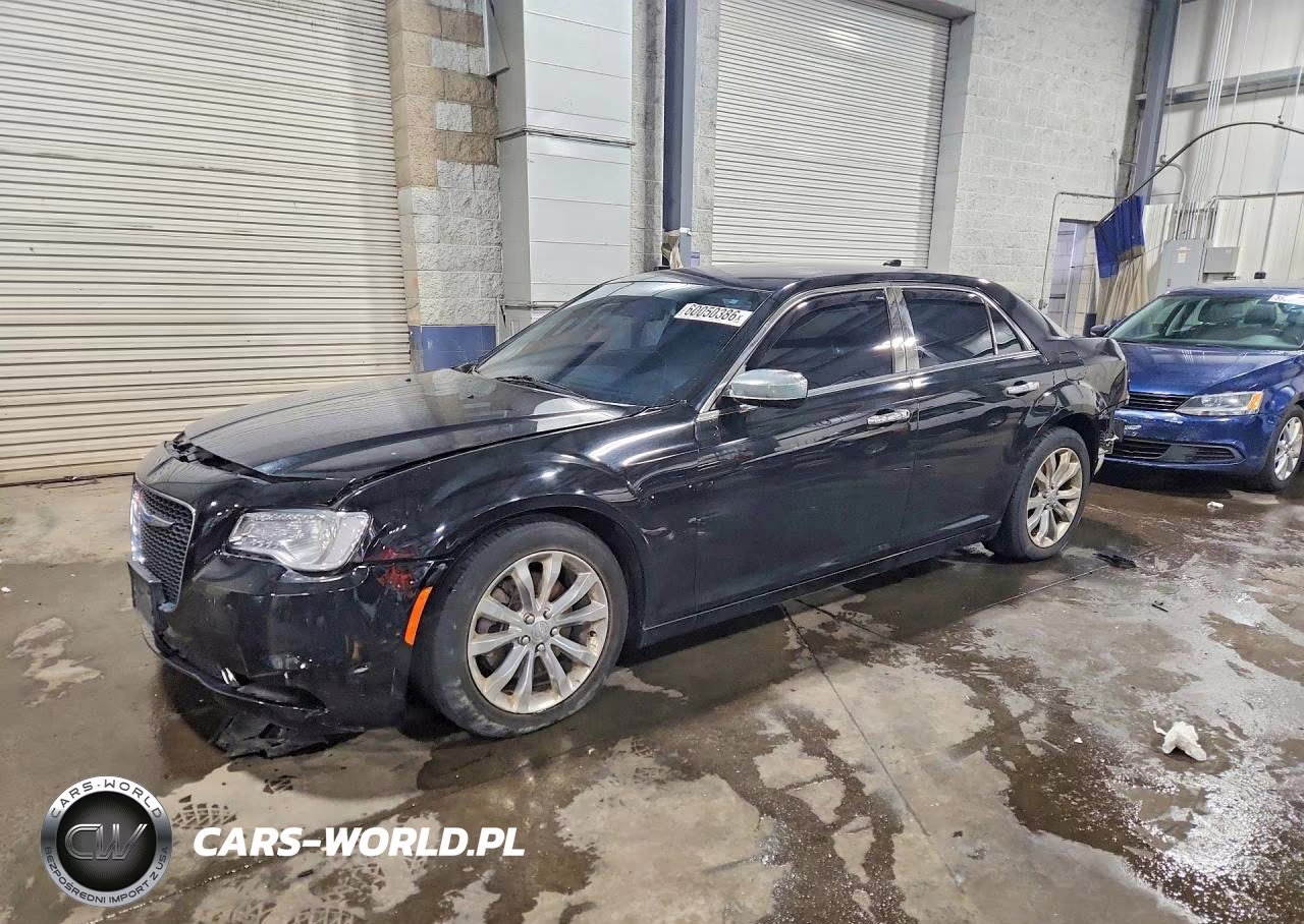 2018 Chrysler 300 Touring