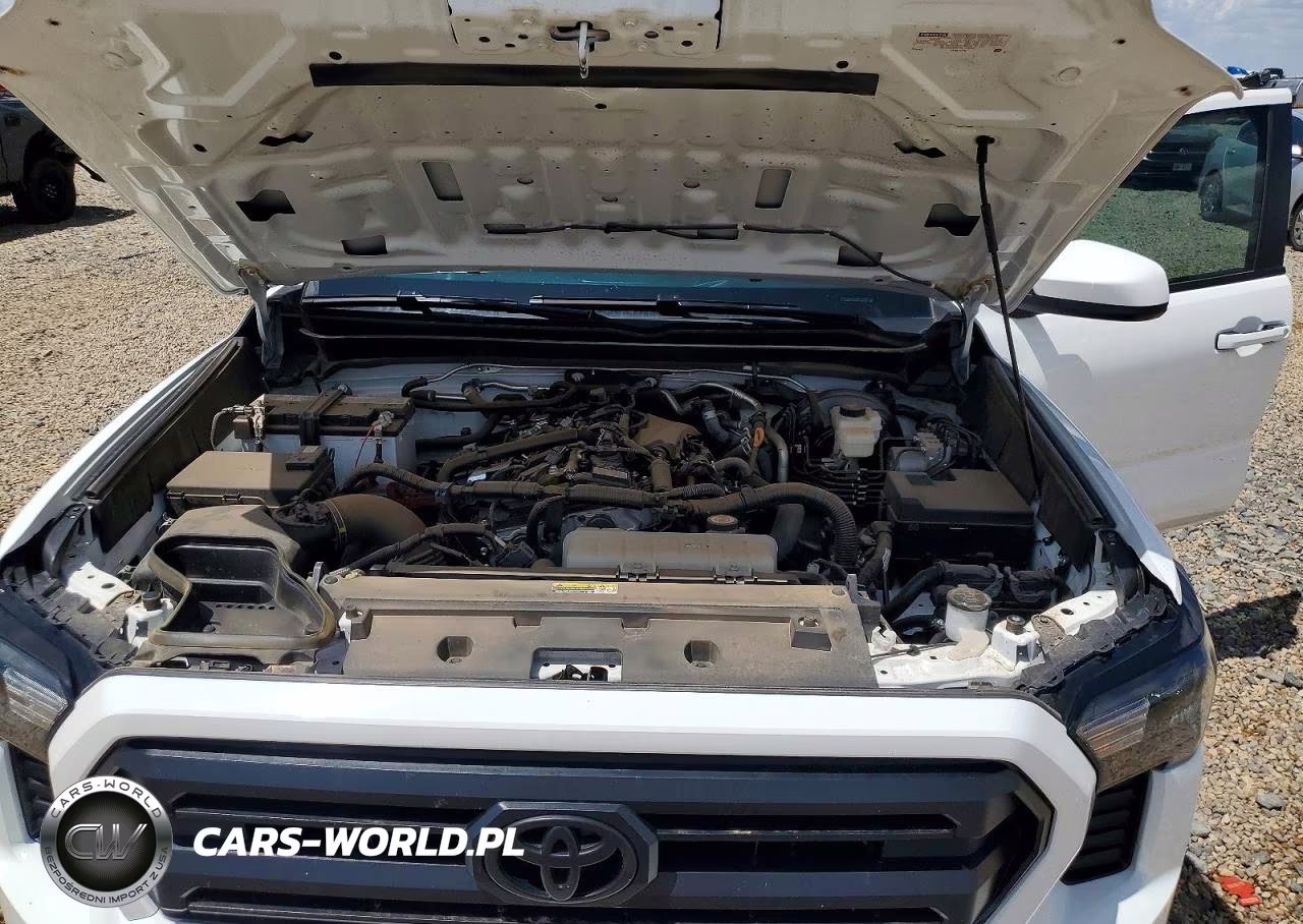 2025 Toyota Tacoma Sr5 VIN:3TMKB5FN8SM048705 - 11