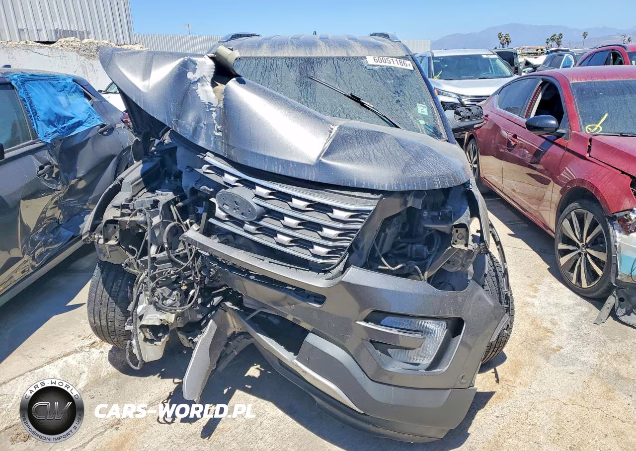2017 Ford Explorer Limited VIN:1FM5K8F89HGD99968 - 5