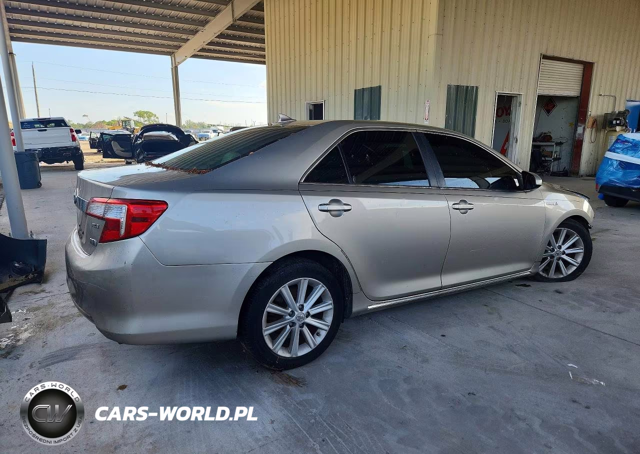 2013 Toyota Camry Hybrid Xle VIN:4T1BD1FK8DU077057 - 3