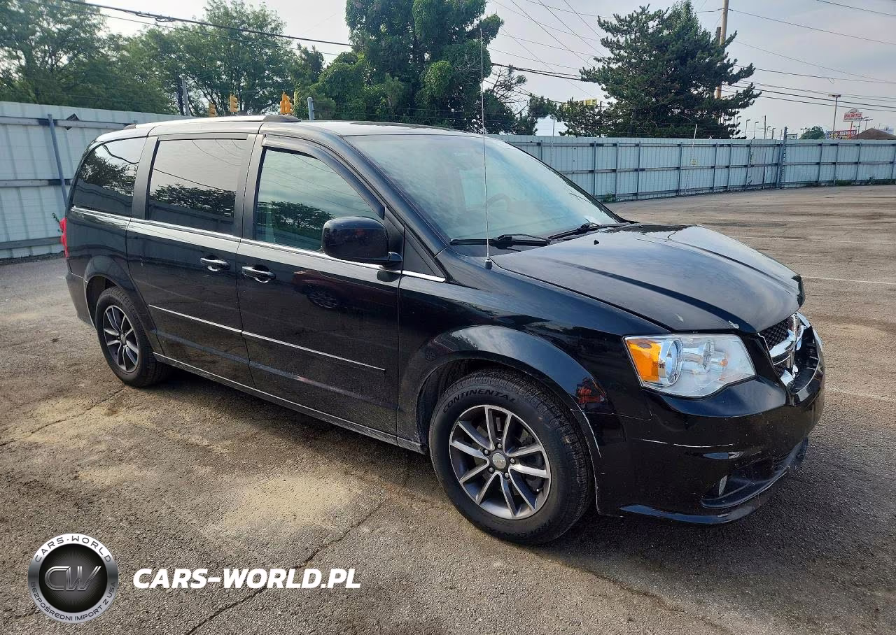 2017 Dodge Grand Caravan Sxt VIN:2C4RDGCG9HR807485 - 4