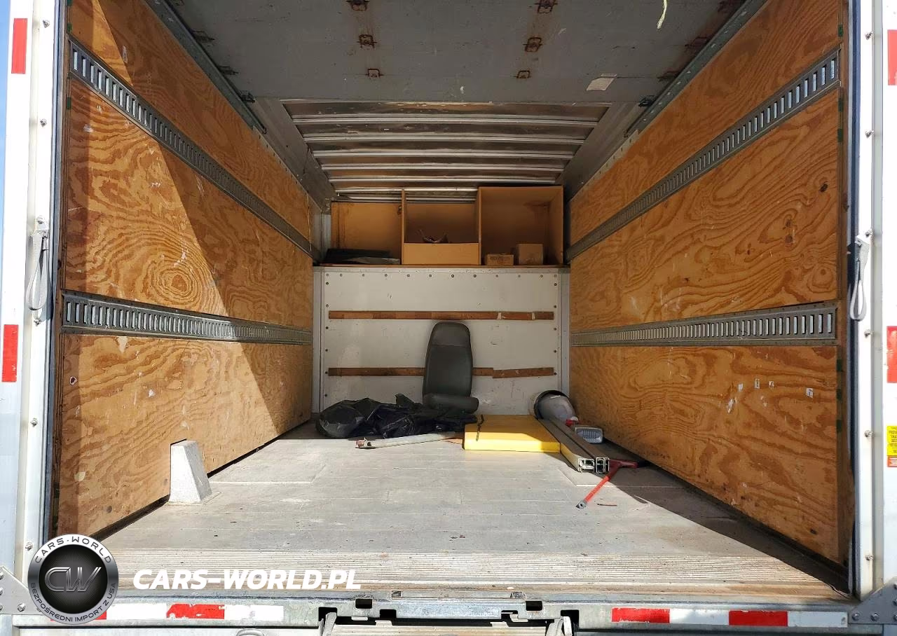 2006 Ford E450 Box Truck VIN:1FDXE45SX6HA86621 - 10