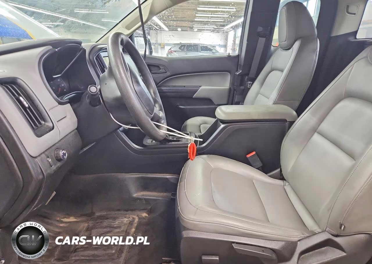 2019 Chevrolet Colorado VIN:1GCHSBEA2K1330942 - 7