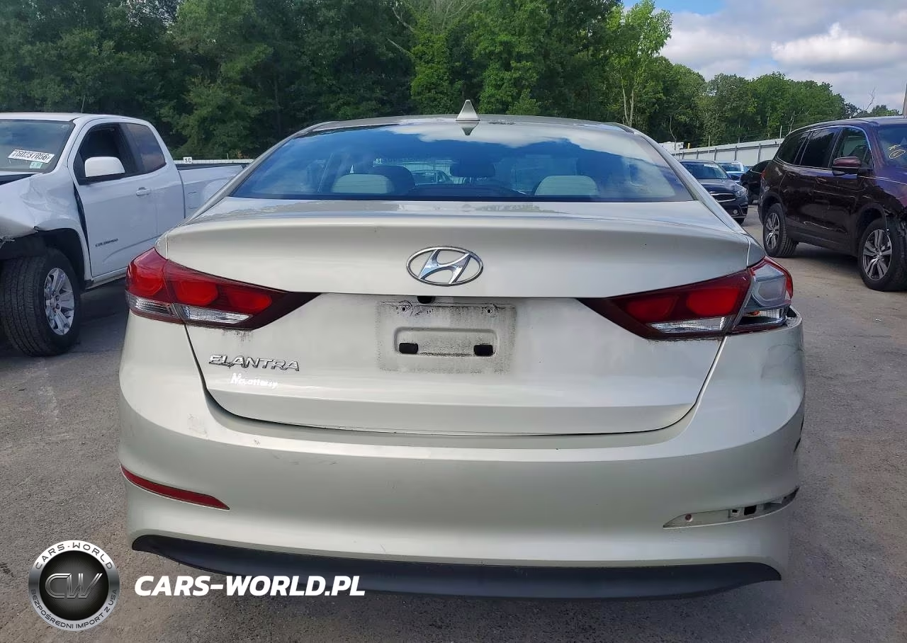 2018 Hyundai Elantra Value Edition VIN:5NPD84LF5JH386176 - 6