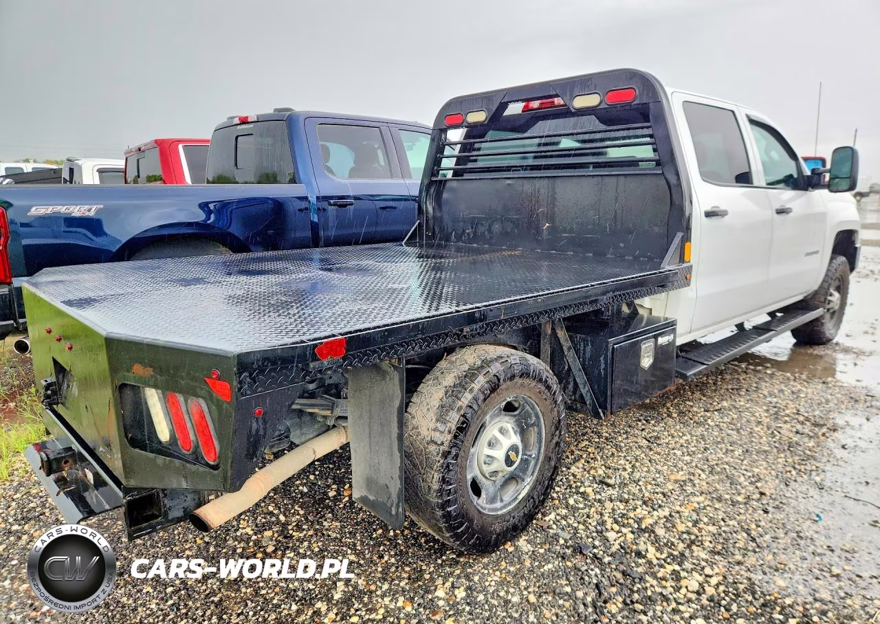 2015 Chevrolet Silverado K2500 Heavy Duty VIN:1GB1KUEG9FF149951 - 3