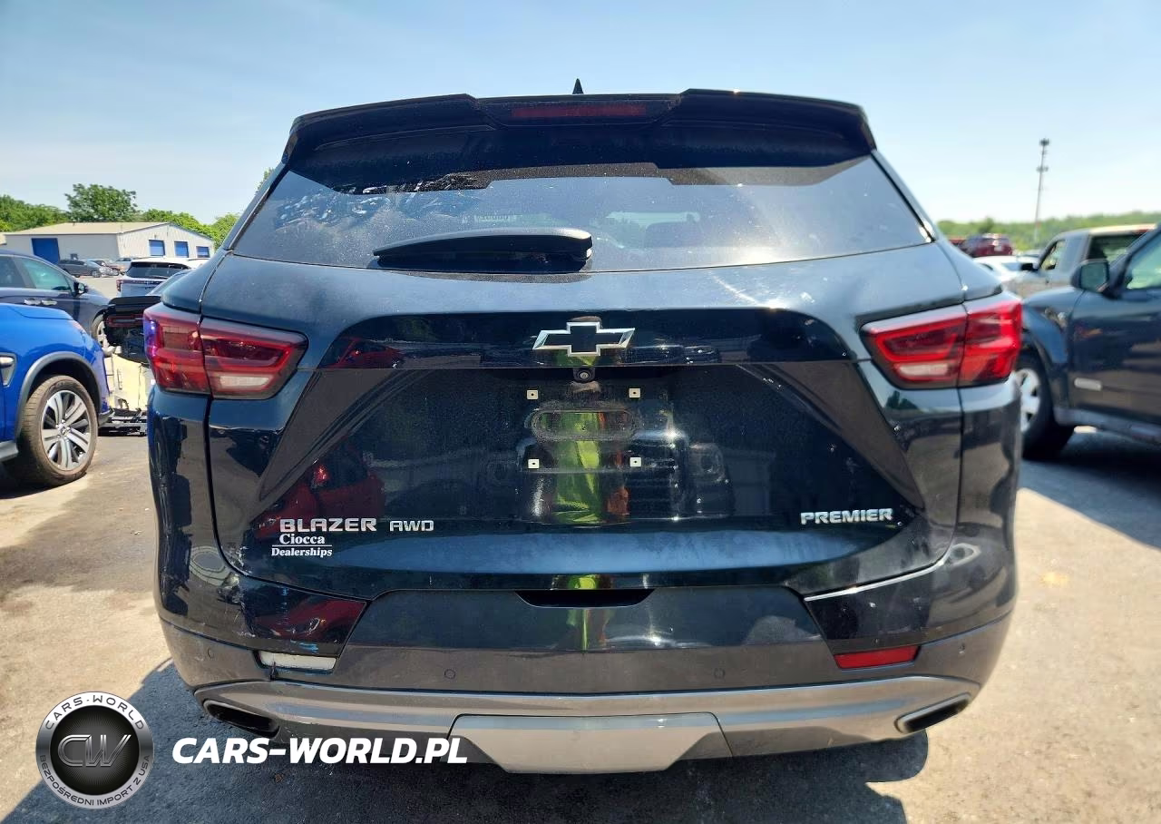 2023 Chevrolet Blazer Premier VIN:3GNKBLR43PS105426 - 6