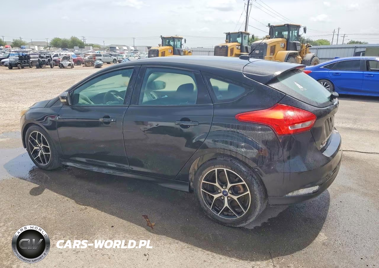 2015 Ford Focus Se VIN:1FADP3K25FL340514 - 2