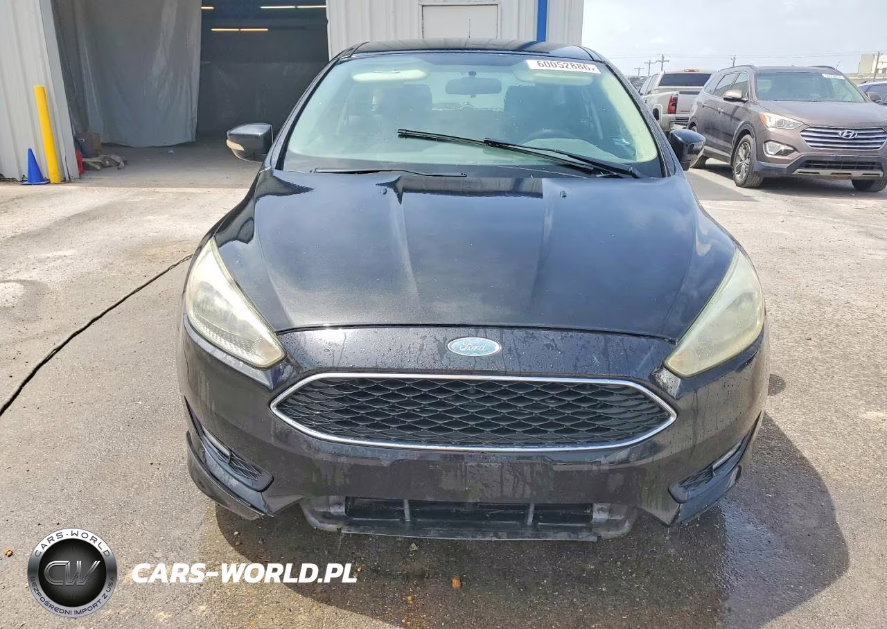 2015 Ford Focus Se VIN:1FADP3K25FL340514 - 5