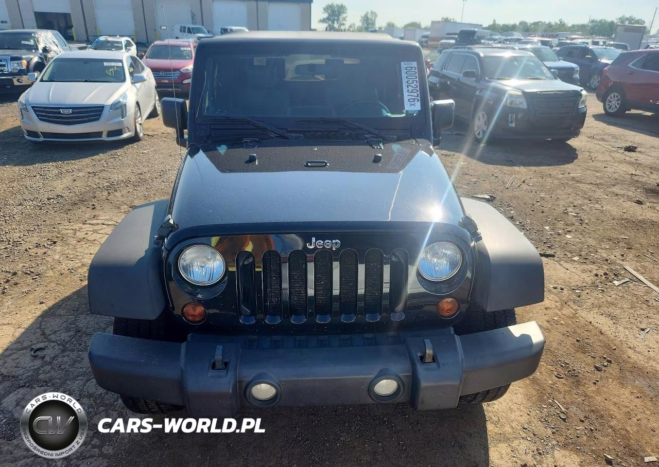 2010 Jeep Wrangler Sport VIN:1J4GA2D14AL138628 - 5
