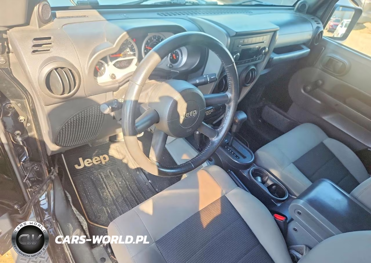 2010 Jeep Wrangler Sport VIN:1J4GA2D14AL138628 - 8