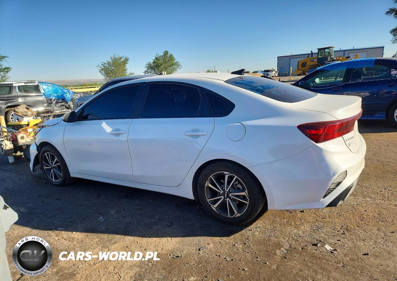 2022 Kia Forte Lxs VIN:3KPF24AD0NE440053 - 2