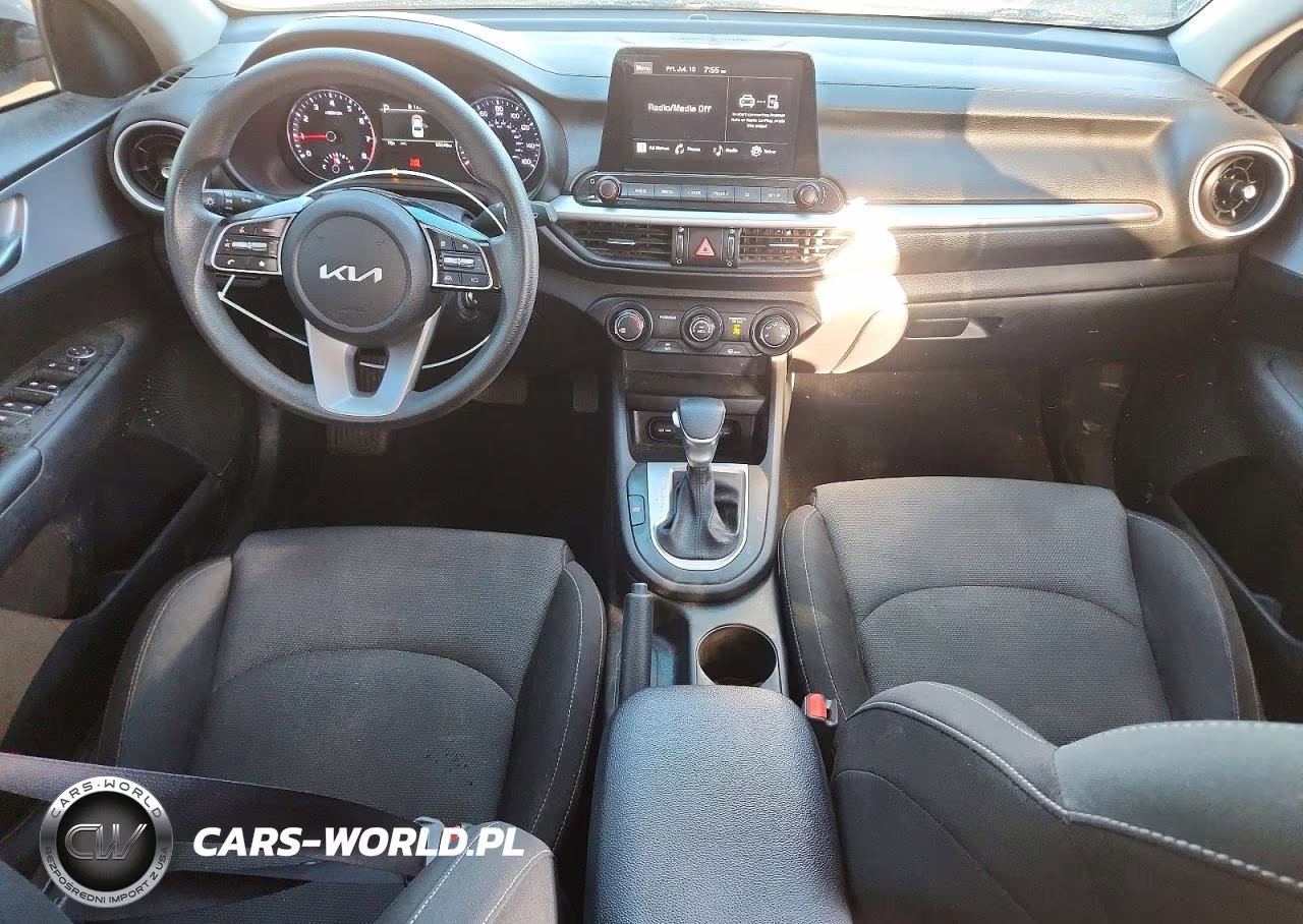 2022 Kia Forte Lxs VIN:3KPF24AD0NE440053 - 8
