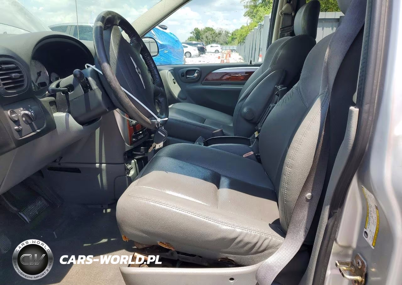 2006 Chrysler Town & Country Limited VIN:2A8GP64L46R745553 - 7