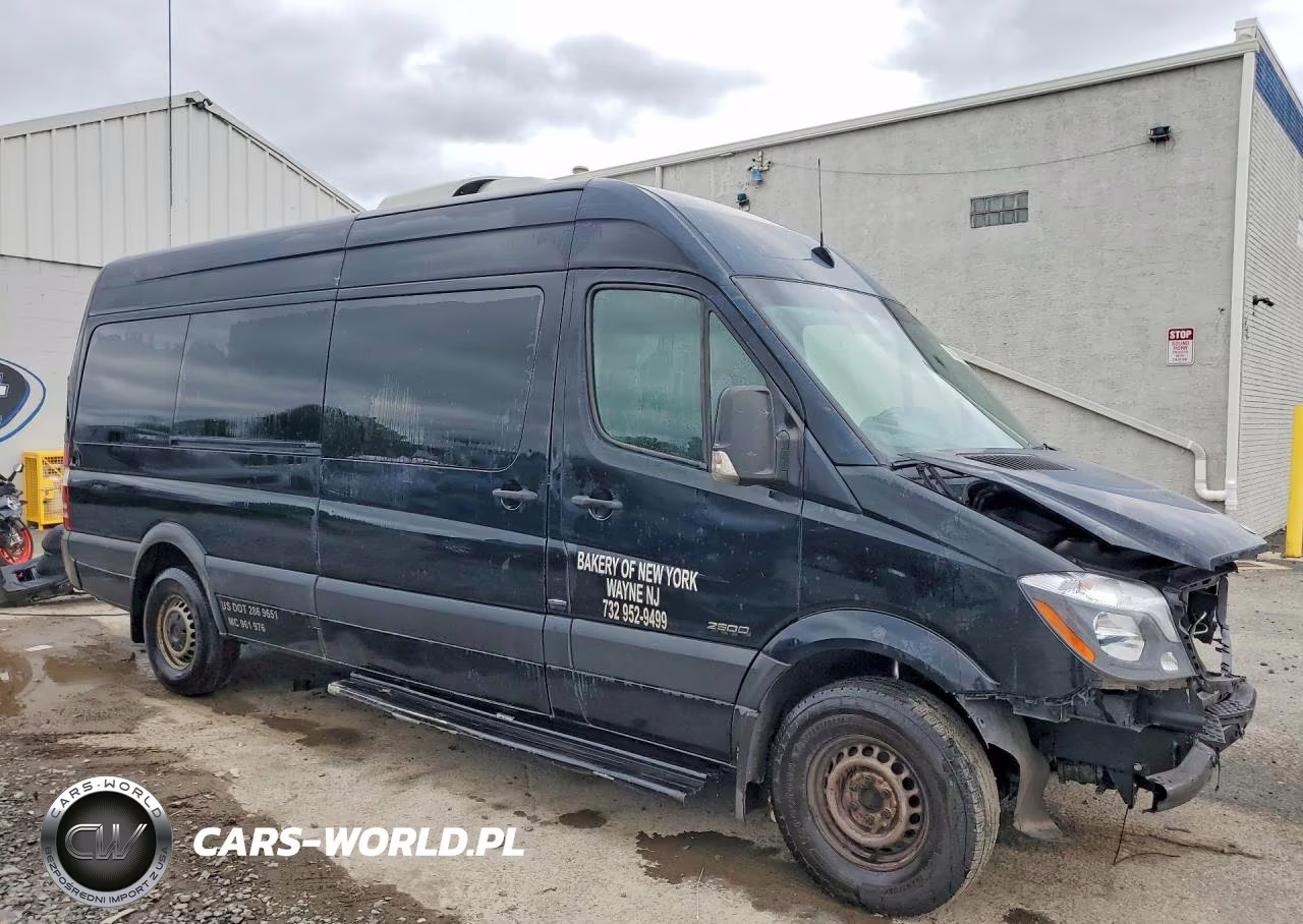 2014 Mercedes-Benz Sprinter Delivery Van VIN:WDZPE8CC2E5940377 - 4