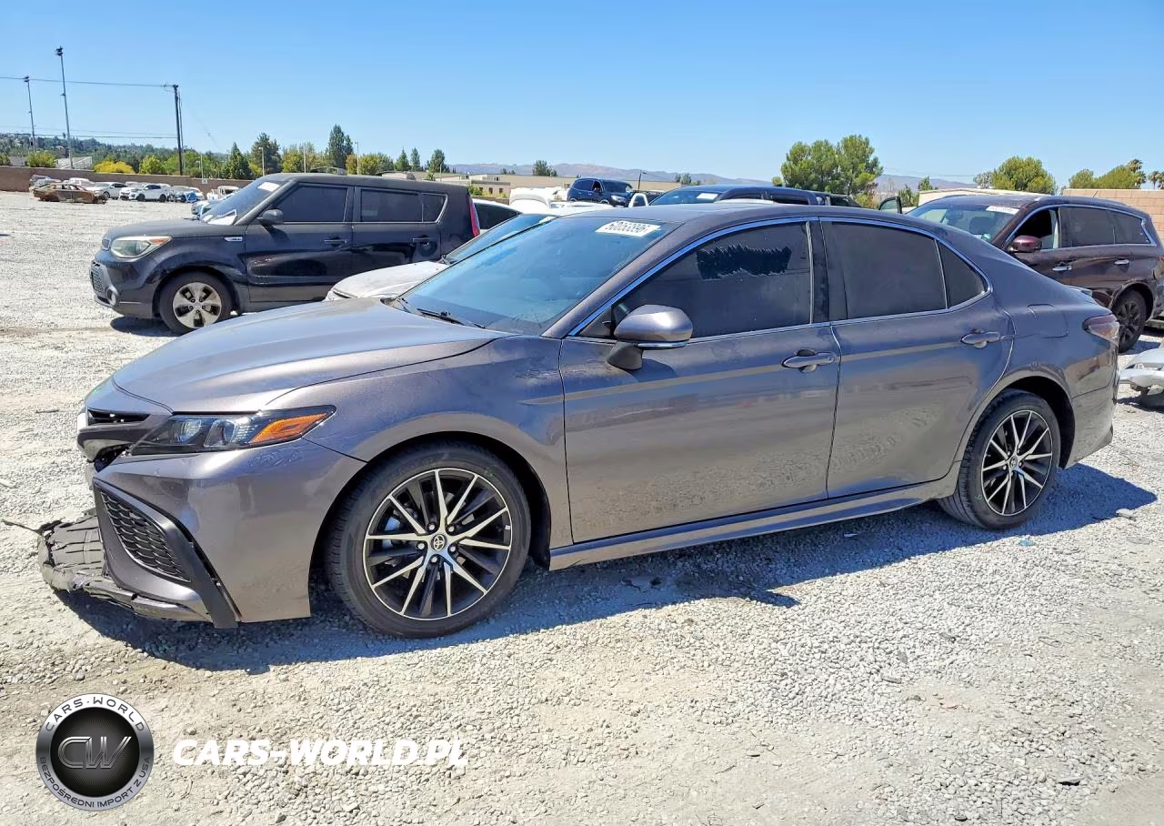 2024 Toyota Camry Se – zdjęcie 1 z 12