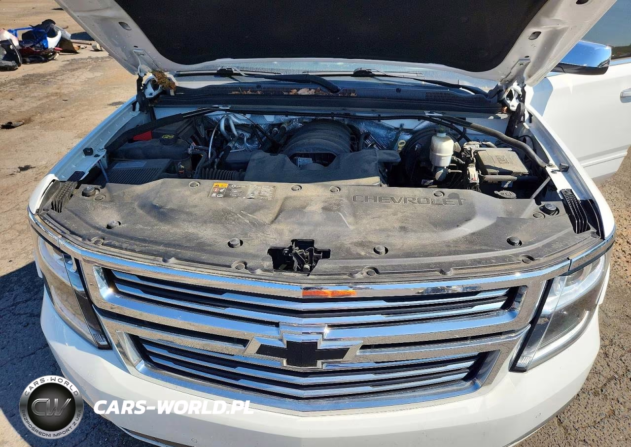 2016 Chev Suburban VIN:1GNSKJKCXGR425450 - 12