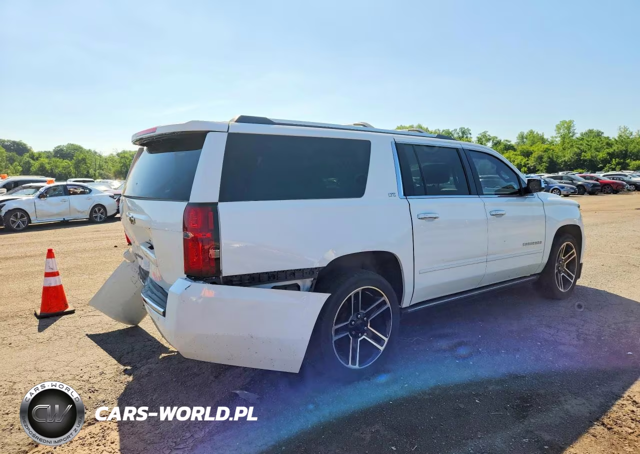 2016 Chev Suburban VIN:1GNSKJKCXGR425450 - 3