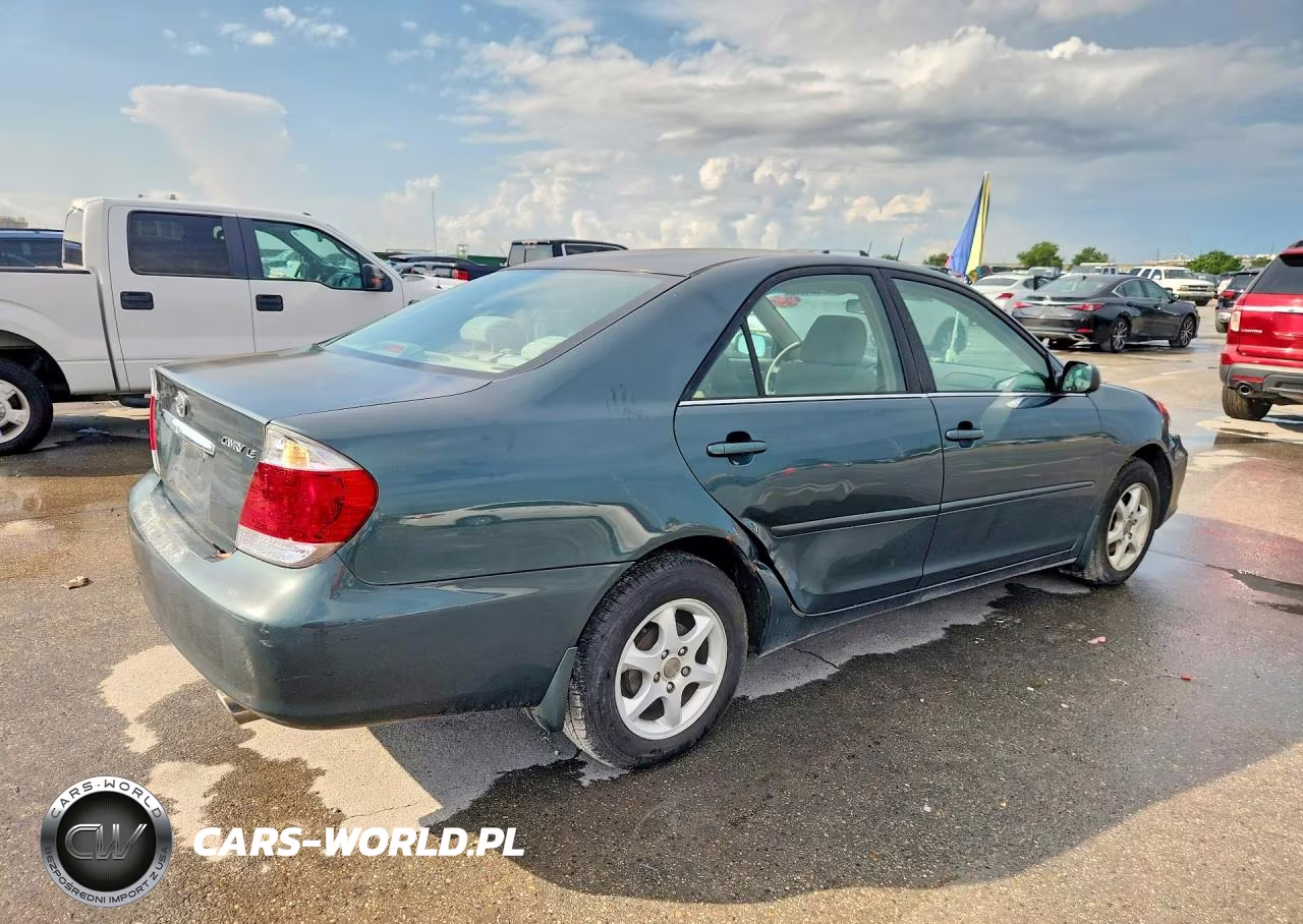 2006 Toyota Camry Le VIN:4T1BE32K36U119622 - 3