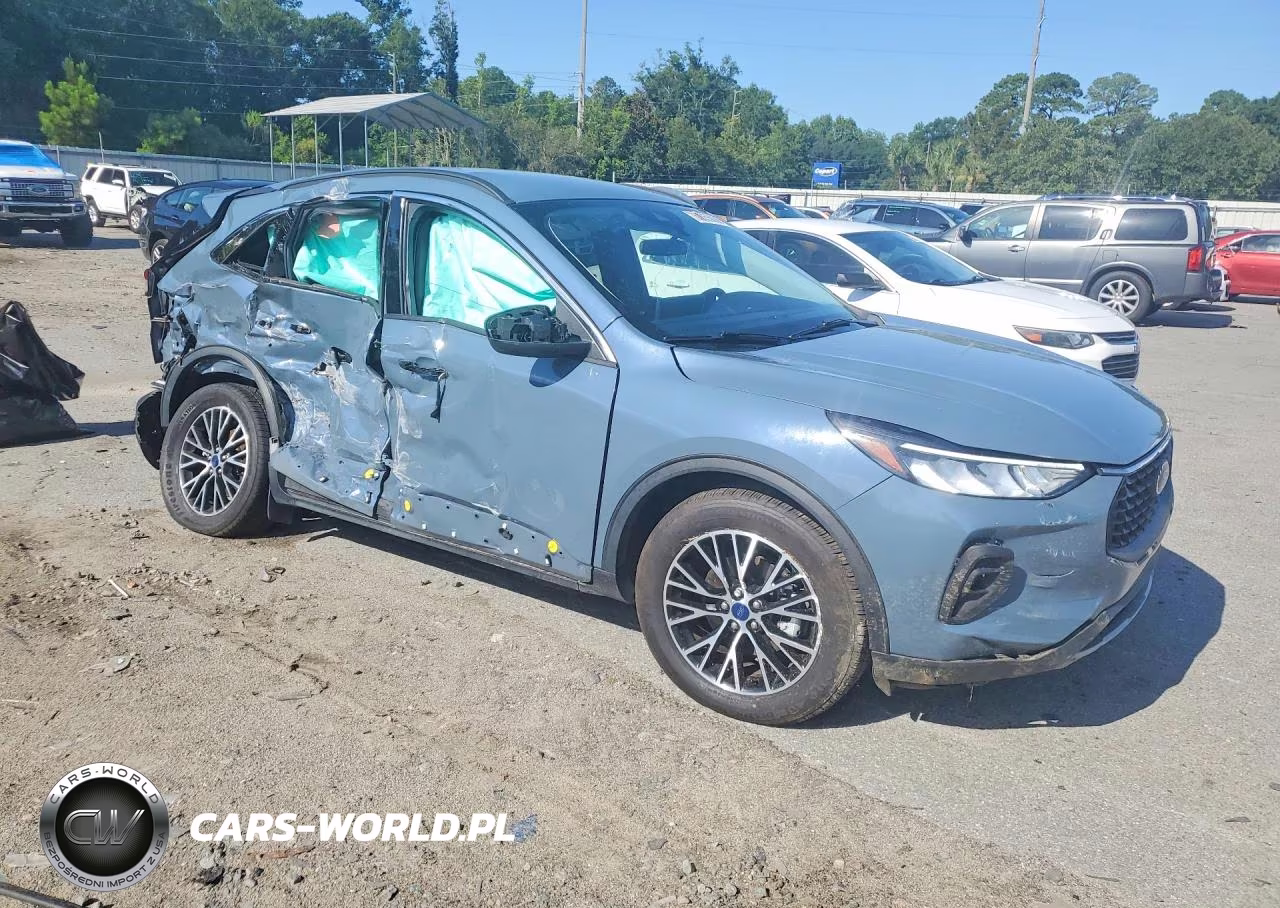 2023 Ford Escape VIN:1FMCU0E15PUA06684 - 4