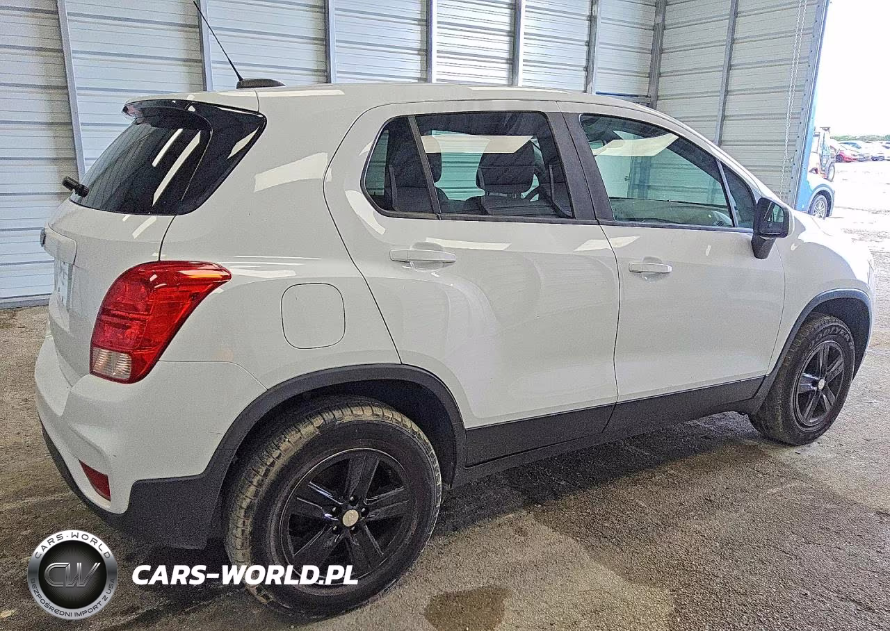 2017 Chevrolet Trax Ls VIN:3GNCJNSB8HL270718 - 3