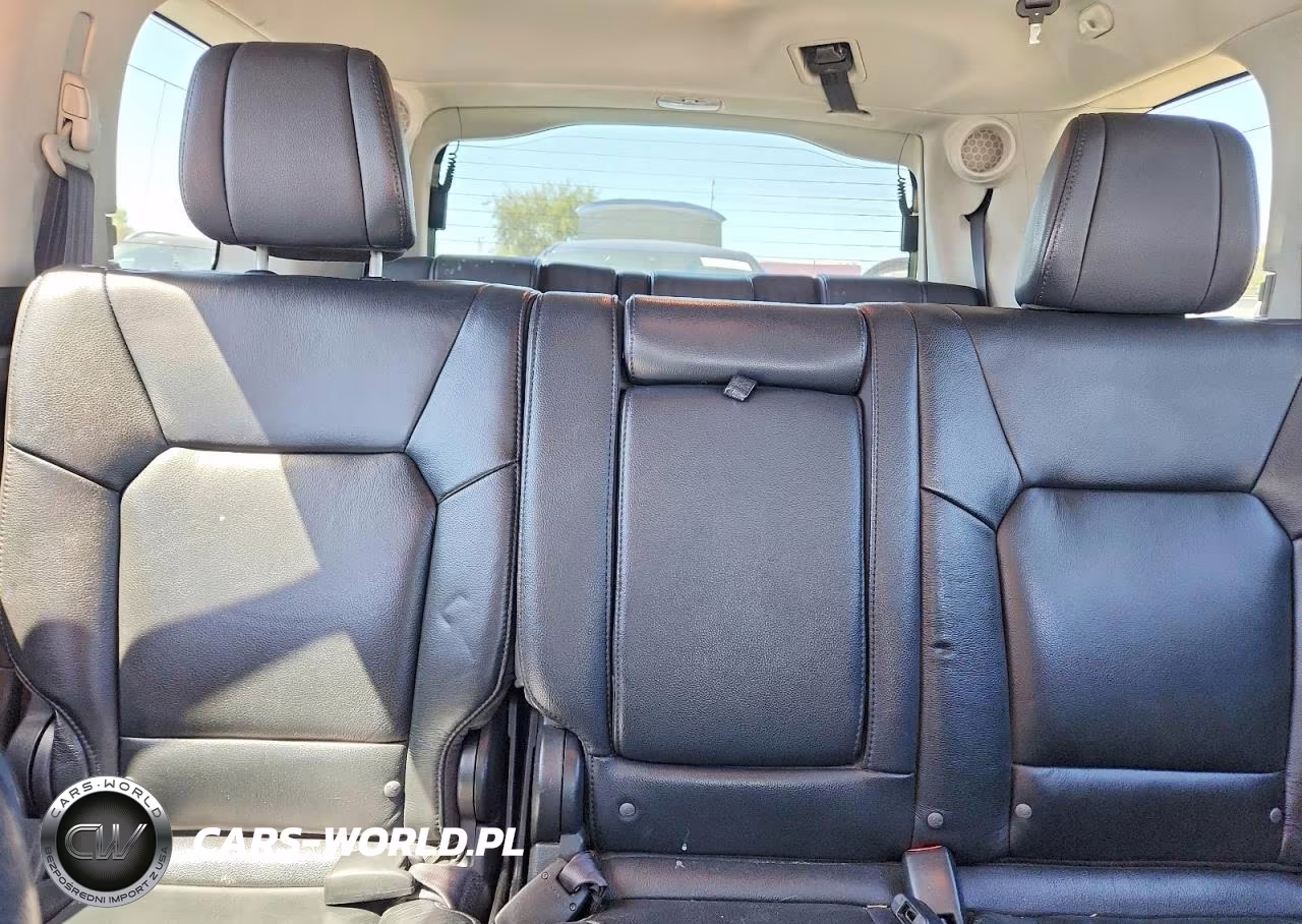 2012 Honda Pilot Touring VIN:5FNYF4H91CB067210 - 10